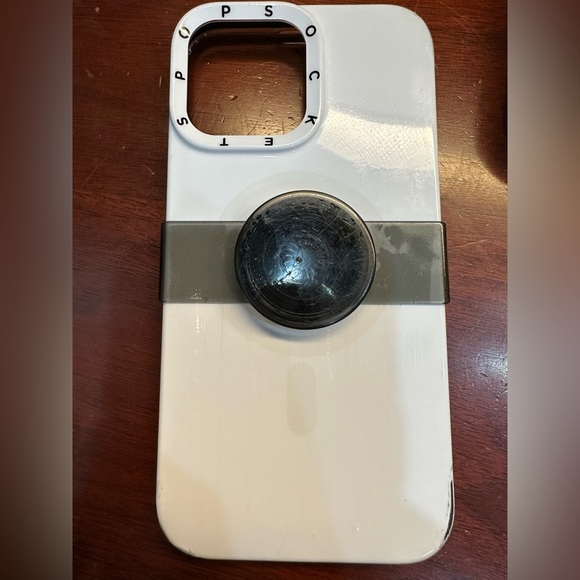 Pop Socket iPhone 12 Pro Max case - Picture 2 of 3